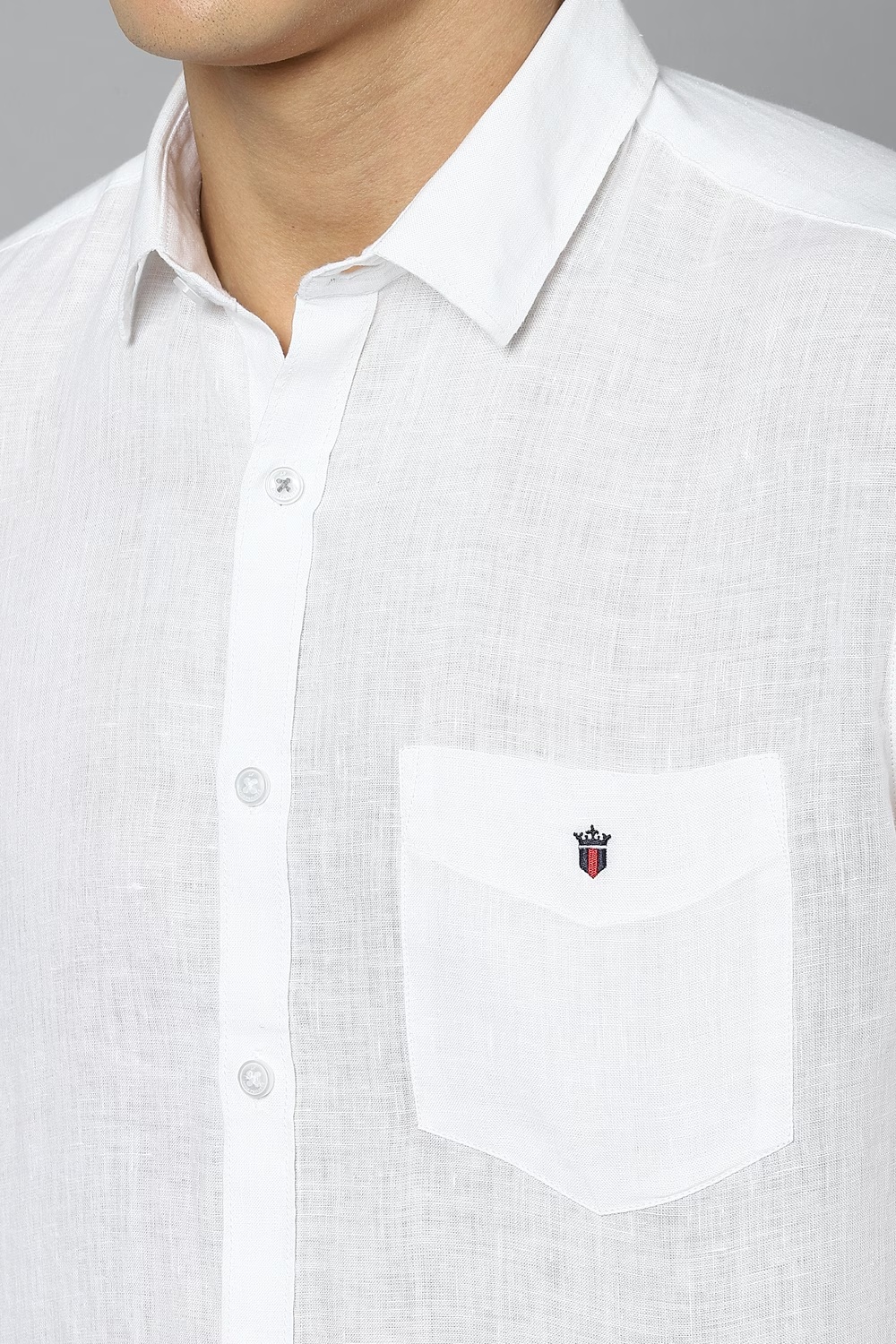 59521-men-white-slim-fit-textured-full-sleeves-casual-shirt-white-1.jpg