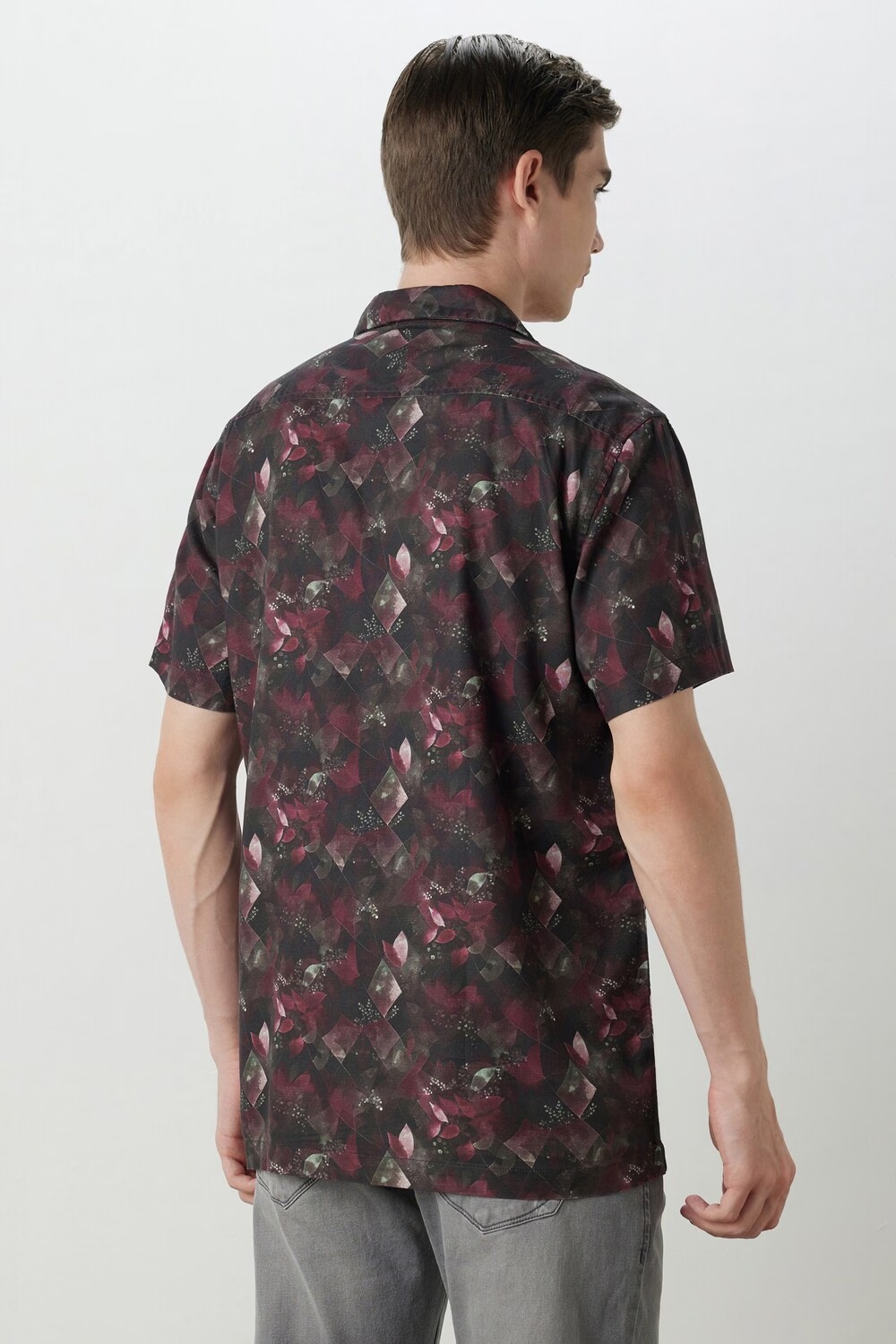 59658-men-brown-slim-fit-print-half-sleeves-casual-shirt-brown-1.jpg