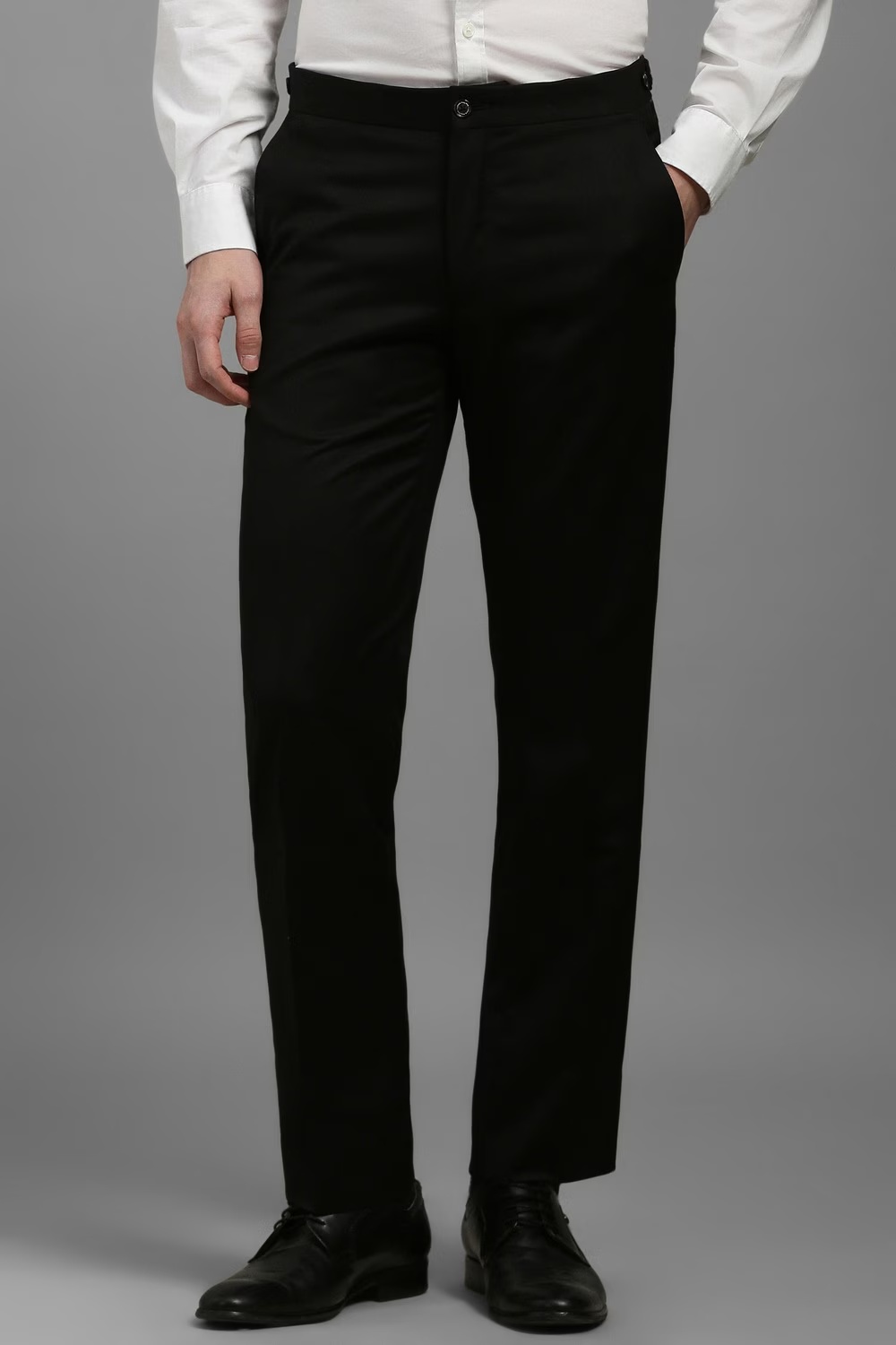 Men Black Slim Fit Solid Flat Front Formal Trousers-Black