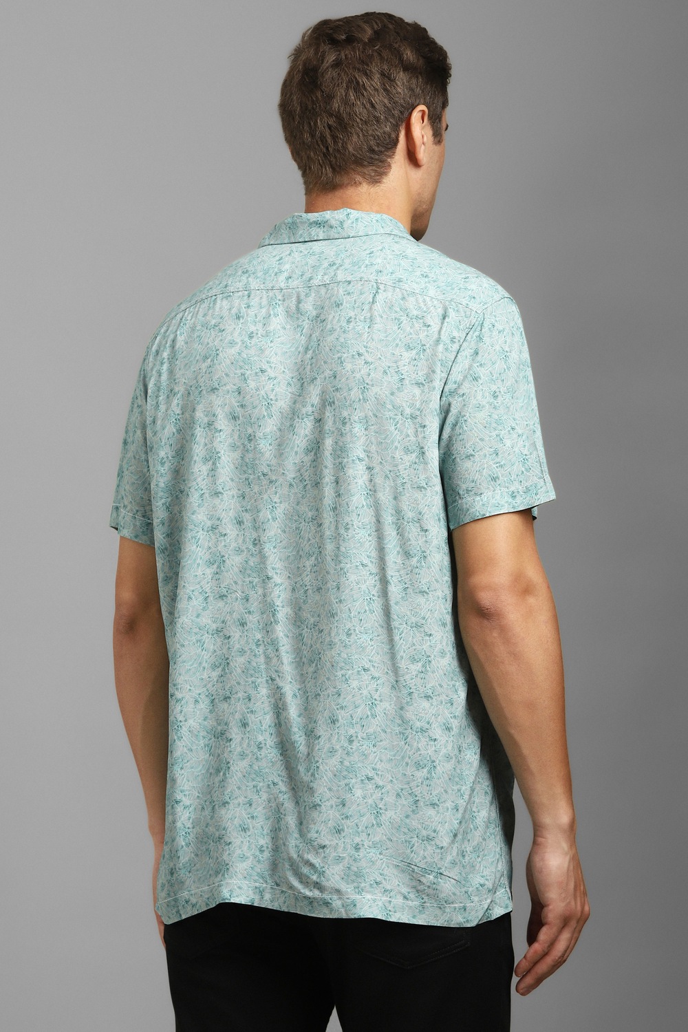 60116-men-green-slim-fit-print-half-sleeves-casual-shirt-green-1.jpg