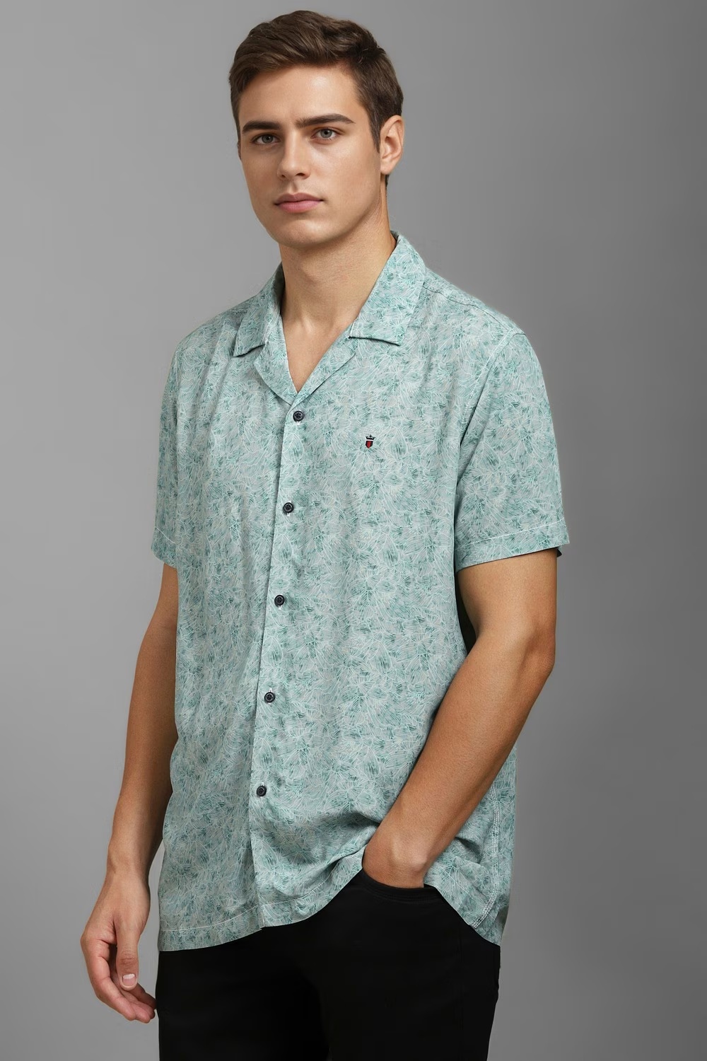 60116-men-green-slim-fit-print-half-sleeves-casual-shirt-green-1.jpg