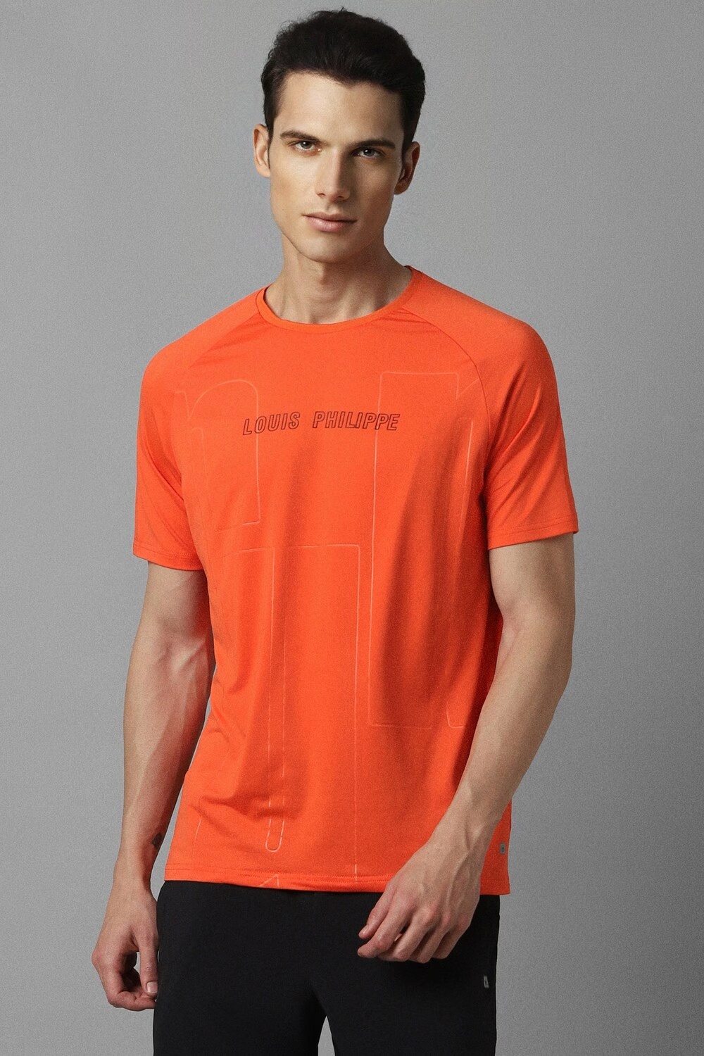 Men Orange Solid Crew Neck T-shirt-Orange