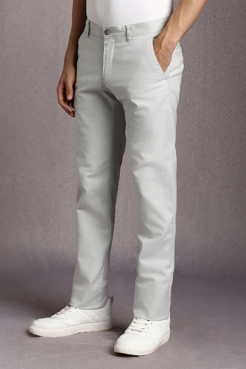 60662-men-grey-solid-flat-front-casual-trousers-grey-1.jpg