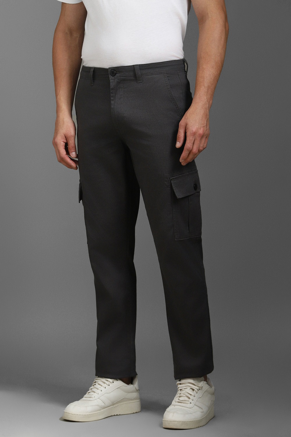 60676-men-grey-solid-flat-front-casual-trousers-grey-1.jpg
