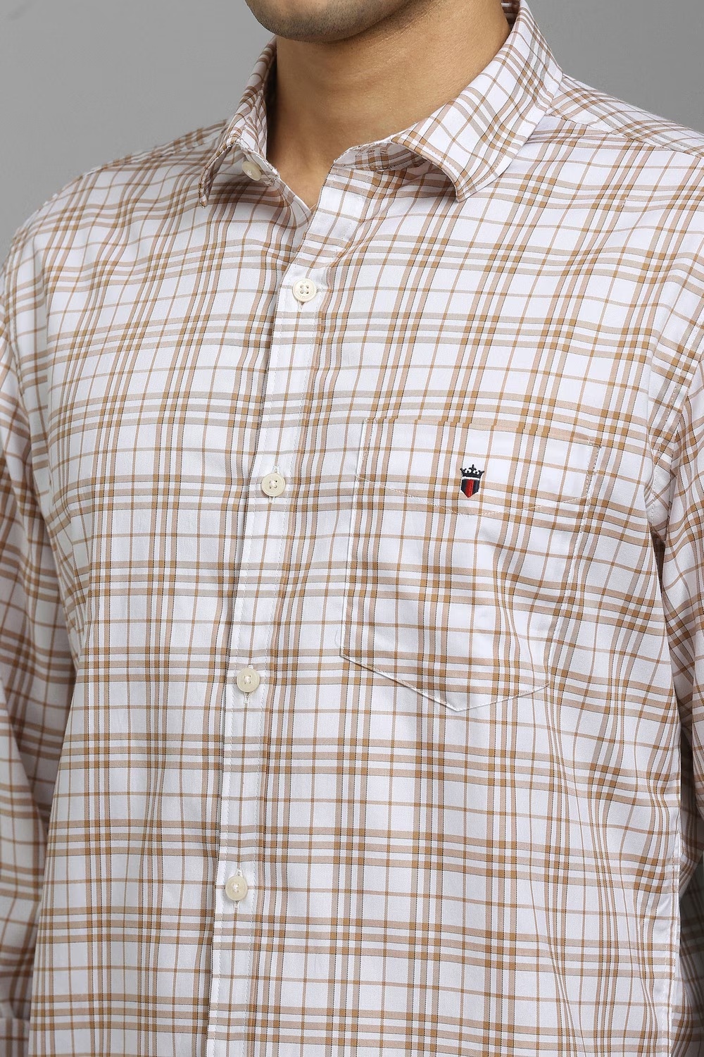 60769-men-white-check-full-sleeves-casual-shirt-white-1.jpg
