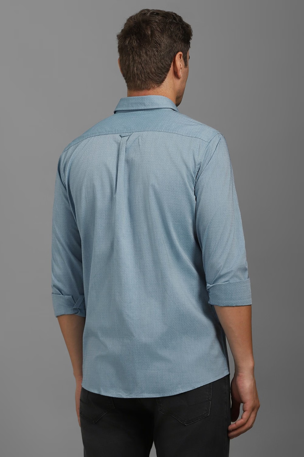 60855-men-blue-slim-fit-textured-full-sleeves-casual-shirt-blue-1.jpg