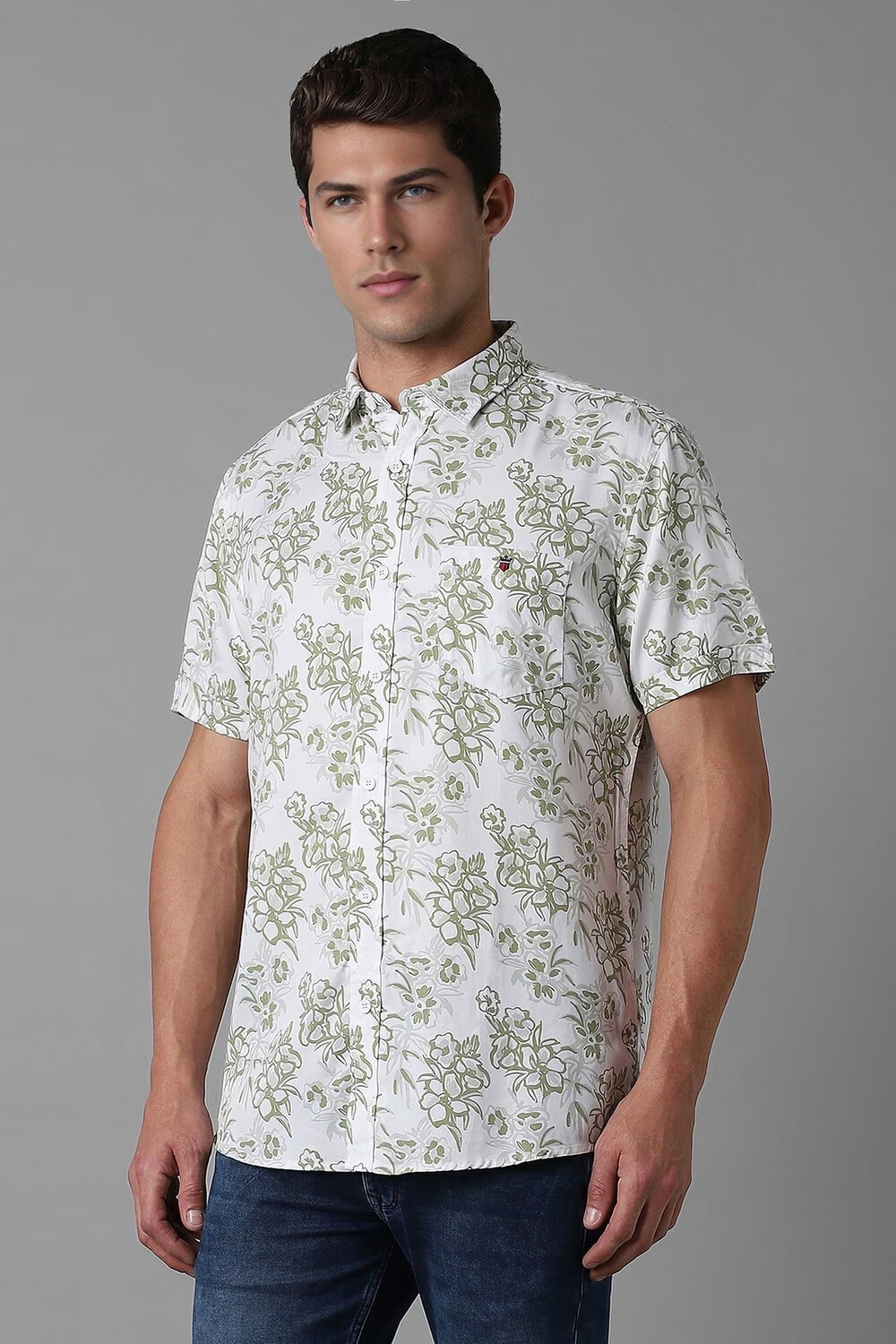 60889-men-white-slim-fit-print-half-sleeves-casual-shirt-white-1.jpg