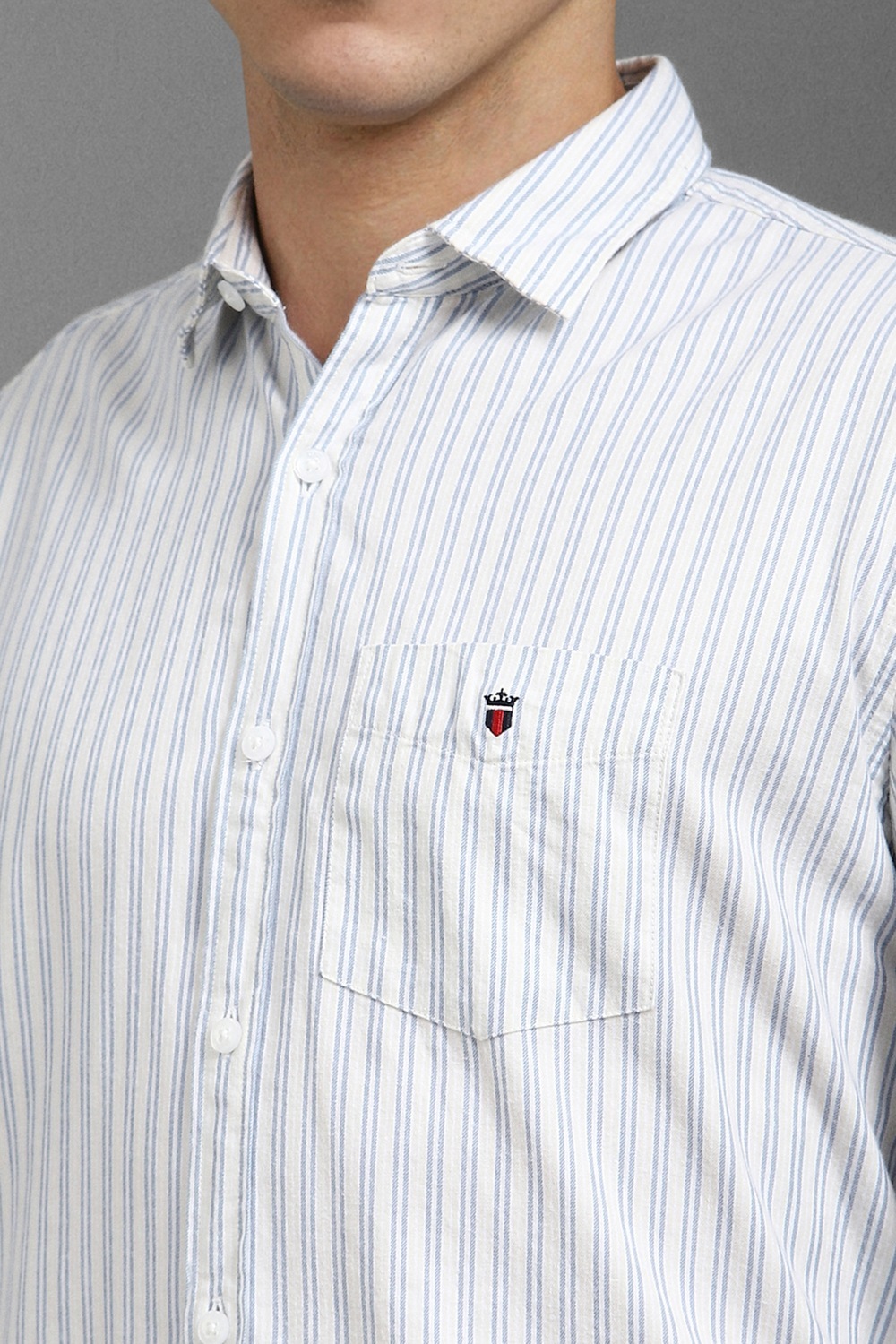 60941-men-white-slim-fit-stripe-full-sleeves-casual-shirt-white-1.jpg