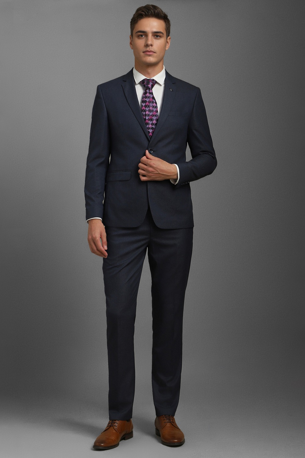 61469-men-grey-slim-fit-textured-formal-two-piece-suit-grey-1.jpg