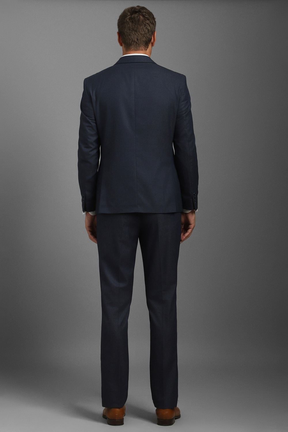 61469-men-grey-slim-fit-textured-formal-two-piece-suit-grey-1.jpg