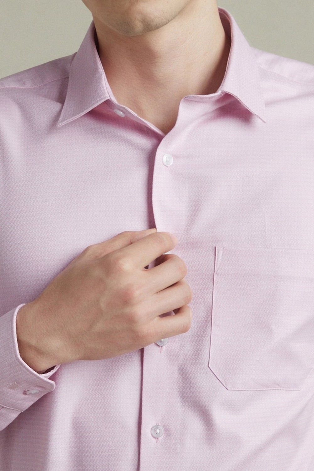61545-men-pink-slim-fit-textured-full-sleeves-formal-shirt-pink-1.jpg