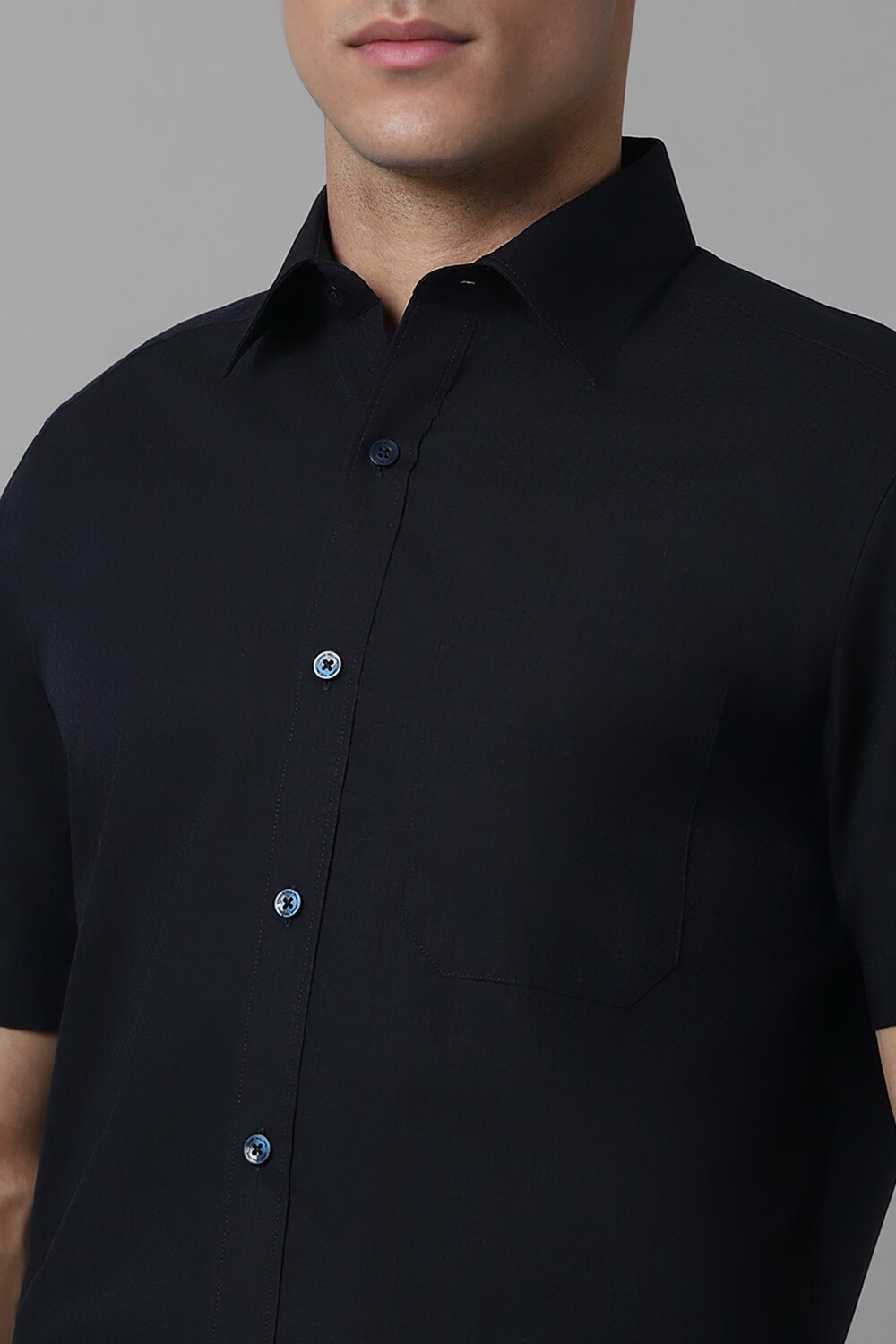 61809-men-navy-classic-fit-solid-half-sleeves-formal-shirt-navy-1.jpg