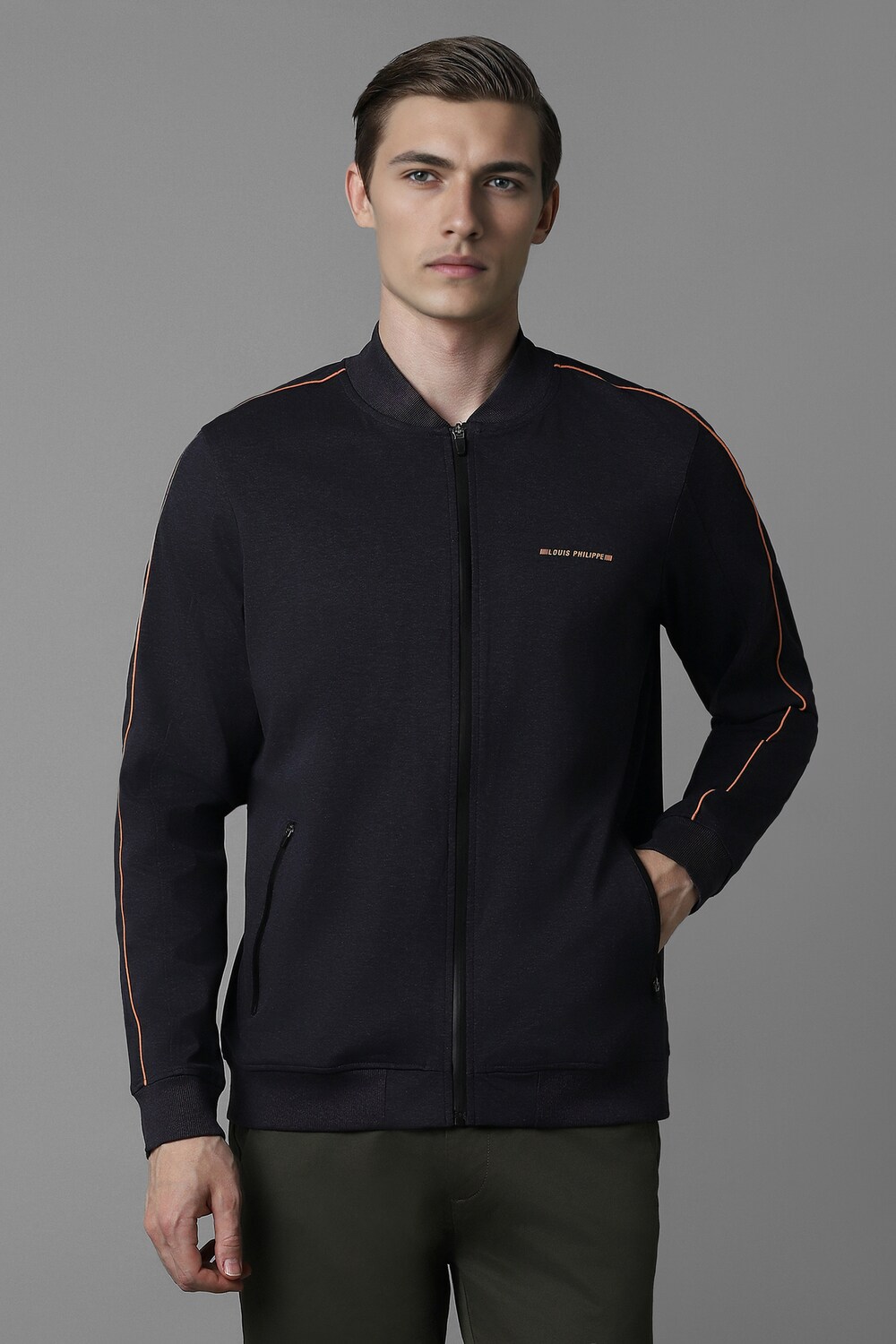 Men Casual Black Solid Sweatshirt-Black