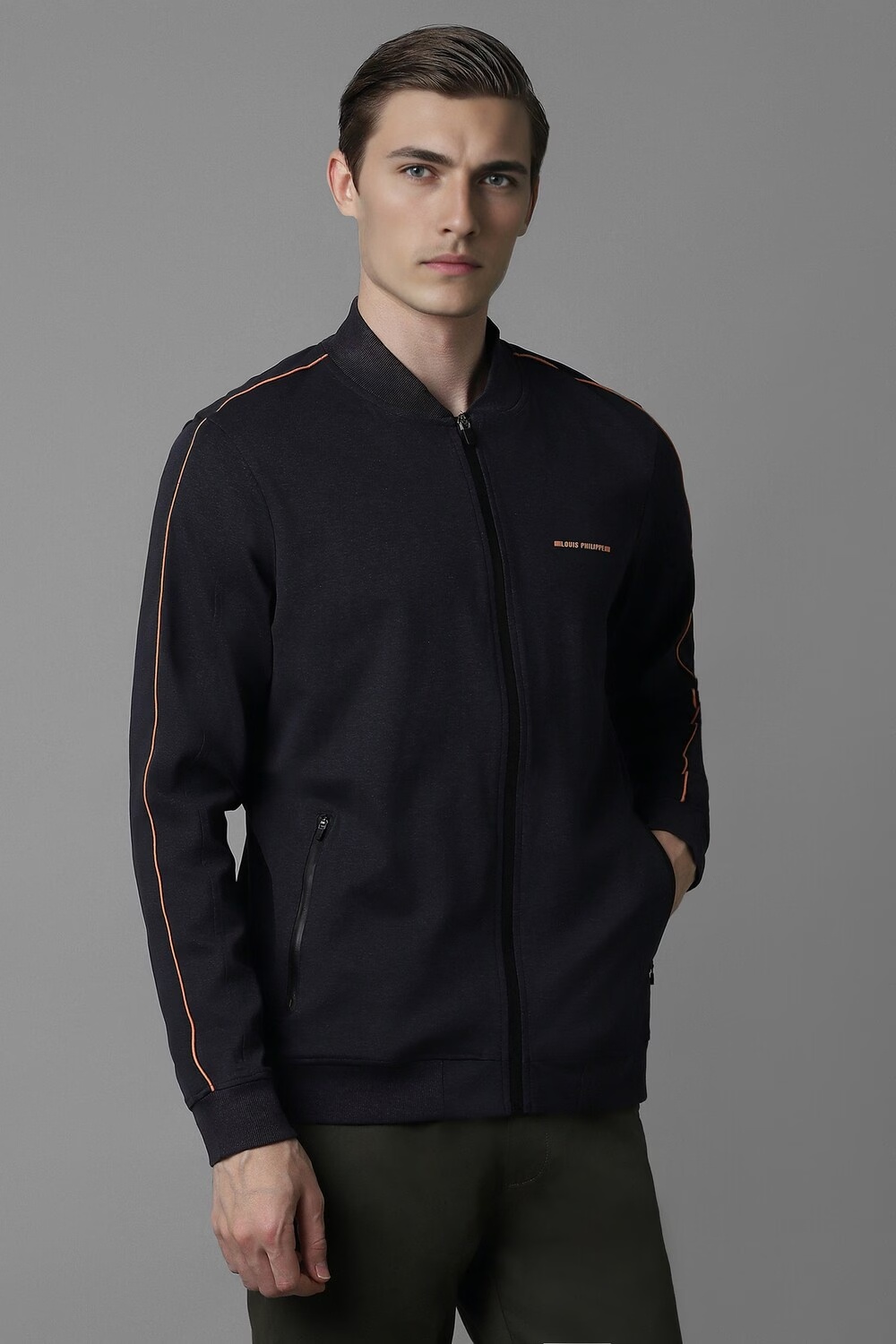 62033-men-casual-black-solid-sweatshirt-black-1.jpg