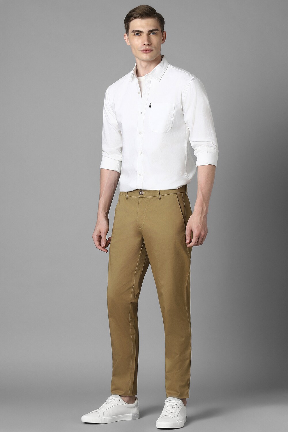 62040-men-khaki-slim-fit-solid-flat-front-casual-trousers-khaki-1.jpg