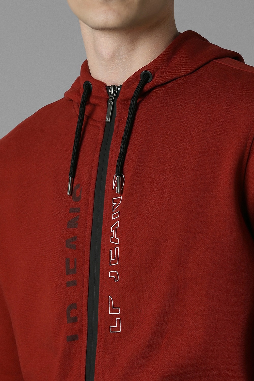 62058-men-casual-maroon-print-sweatshirt-maroon-1.jpg