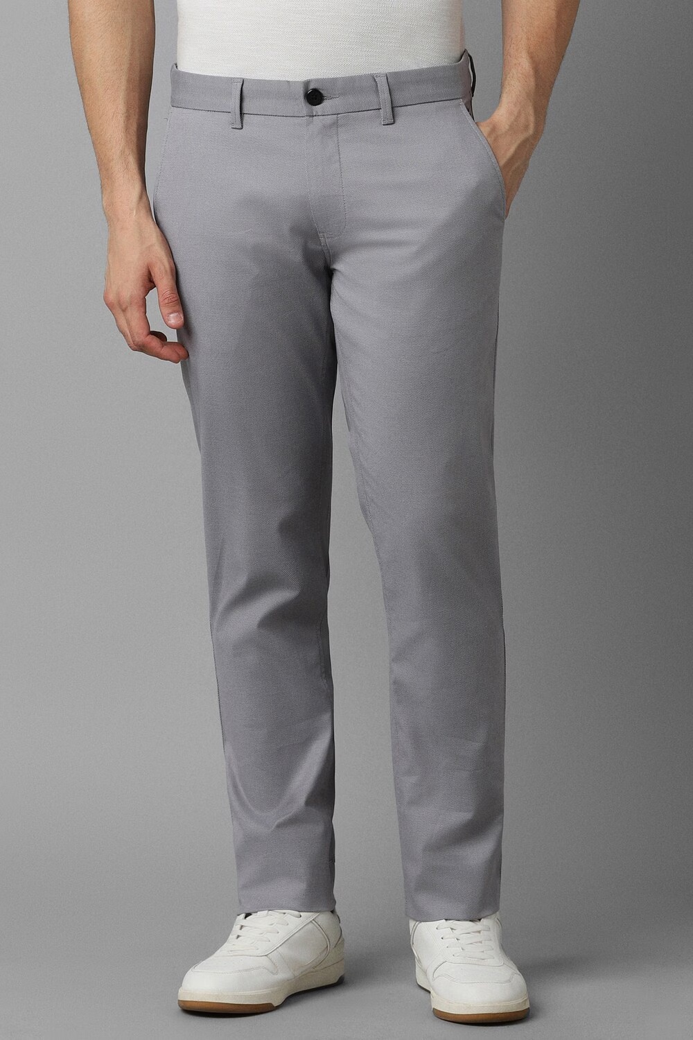 62277-men-grey-slim-fit-textured-flat-front-casual-trousers-grey-1.jpg