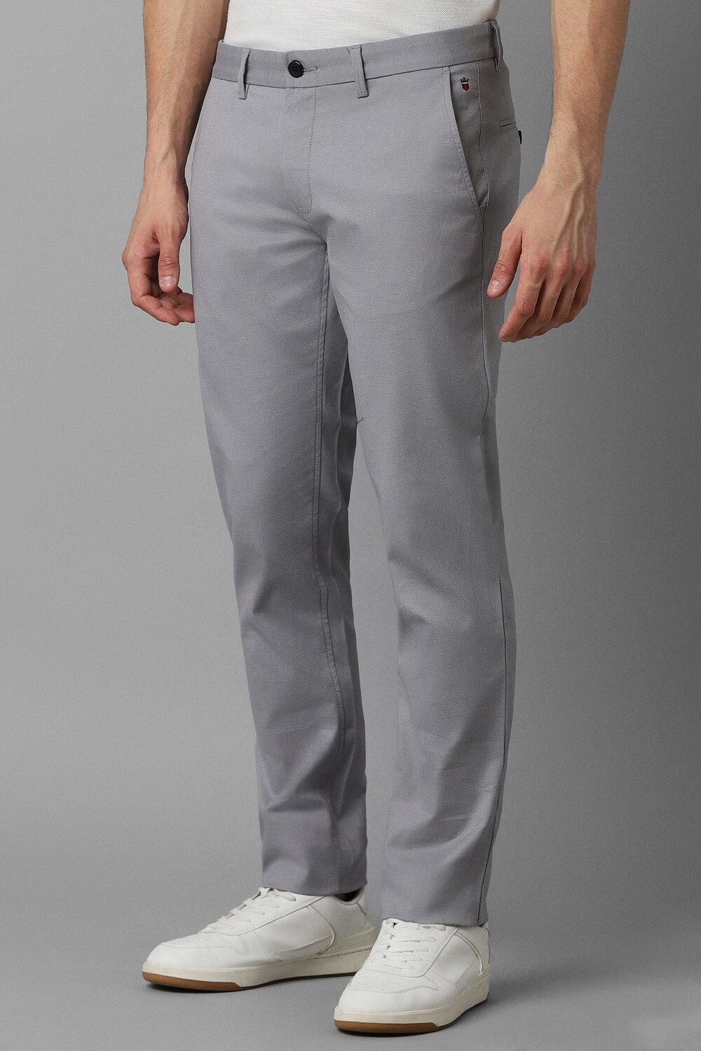 62277-men-grey-slim-fit-textured-flat-front-casual-trousers-grey-1.jpg