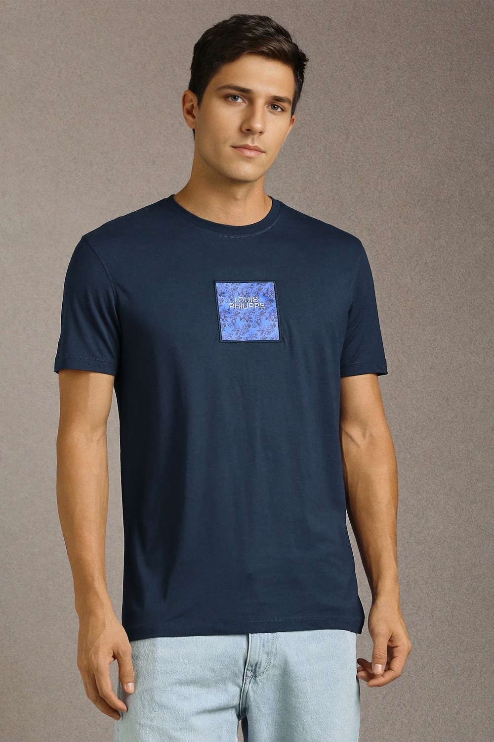 62457-men-navy-graphic-print-crew-neck-t-shirt-navy-1.webp