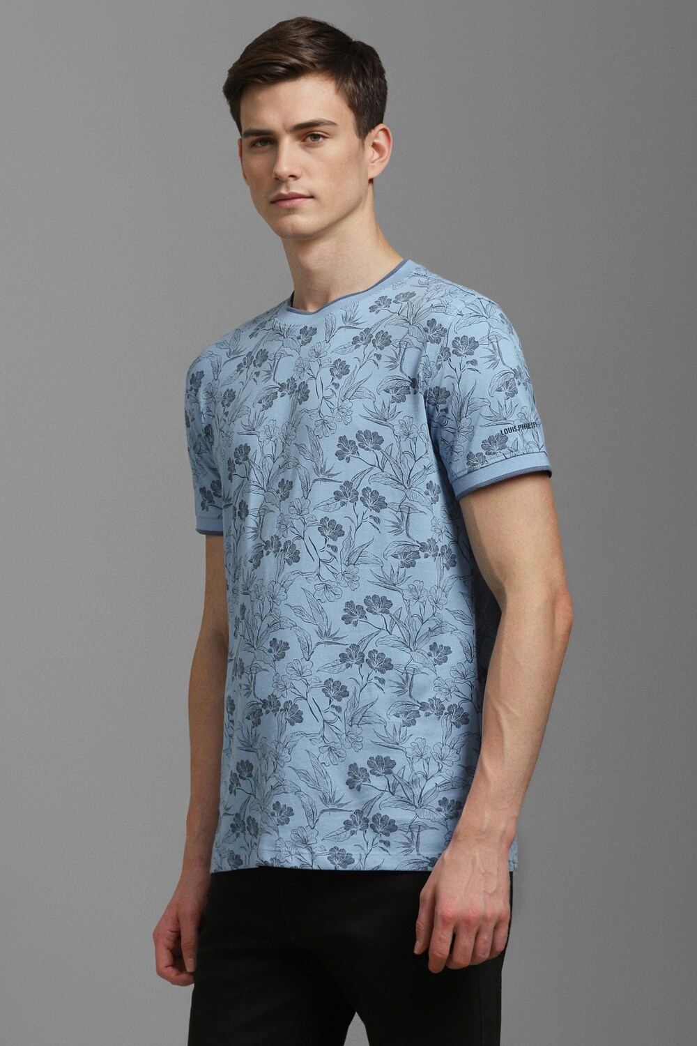 62624-men-light-blue-print-crew-neck-t-shirt-light-blue-1.jpg