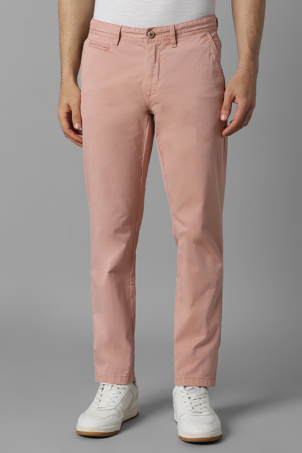 Men Pink Slim Fit Solid Flat Front Casual Trousers-Pink