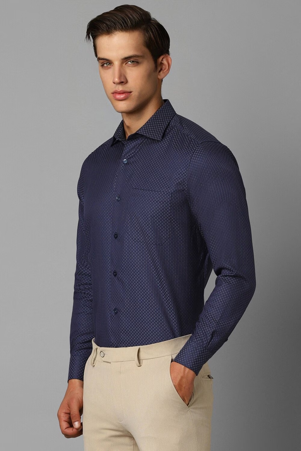 62940-men-navy-classic-fit-textured-full-sleeves-formal-shirt-navy-1.jpg