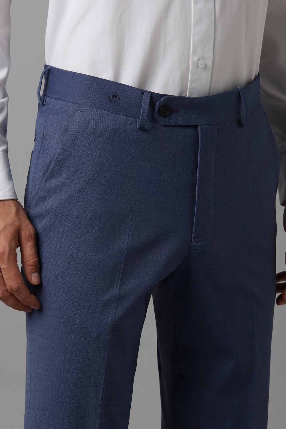 62987-men-blue-slim-fit-solid-flat-front-formal-trousers-blue-1.jpg