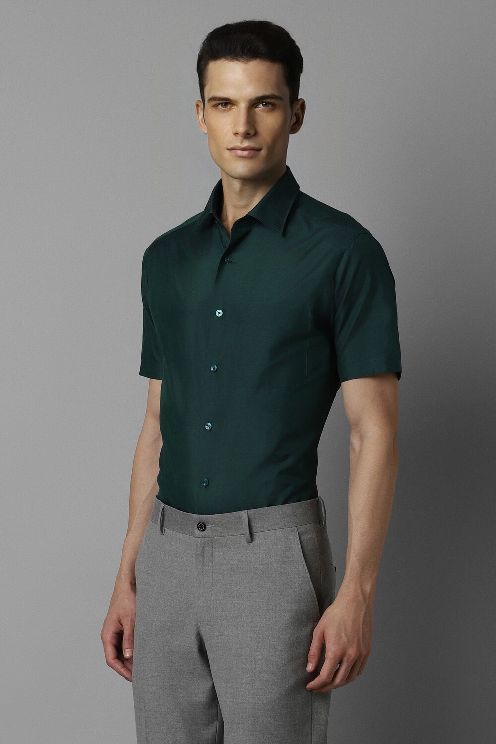 63051-men-green-classic-fit-solid-half-sleeves-formal-shirt-green-1.jpg