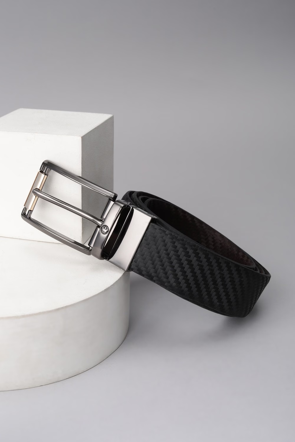 Men Black Textured Genuine Leather Formal Belt-Black