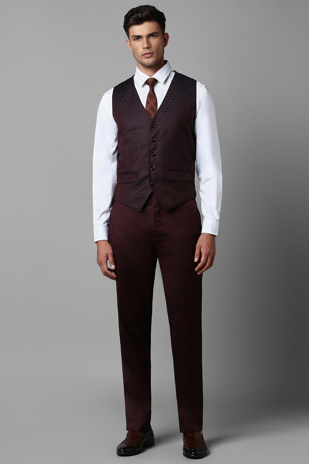 63360-men-maroon-slim-fit-solid-formal-three-piece-suit-maroon-1.jpg