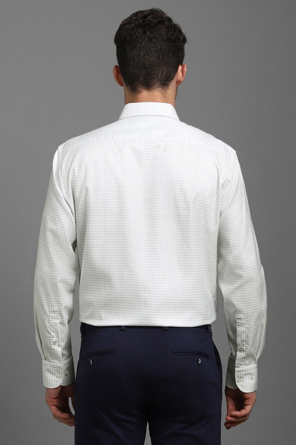 6372-men-white-classic-fit-check-full-sleeves-formal-shirt-white-1.webp