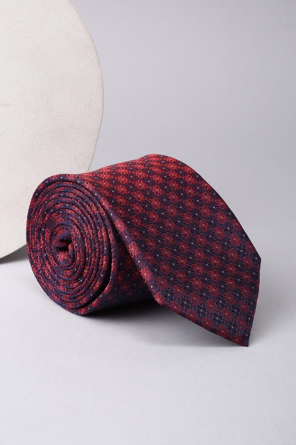Men Maroon Embroidered Tie-Maroon