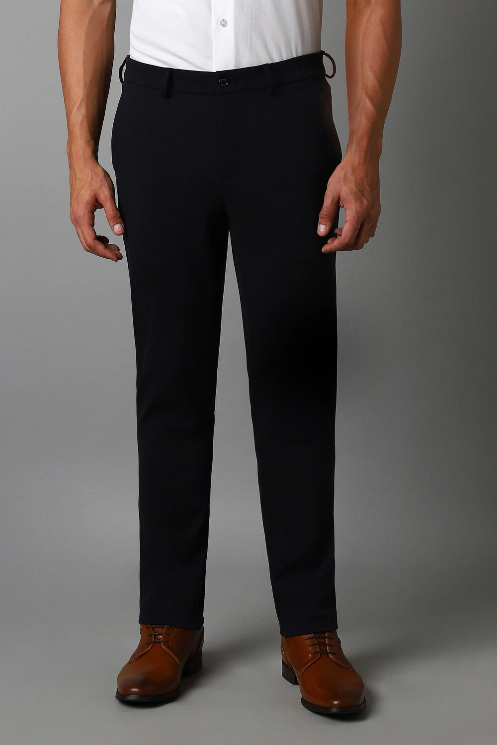 Men Black Slim Fit Solid Flat Front Formal Trousers-Black