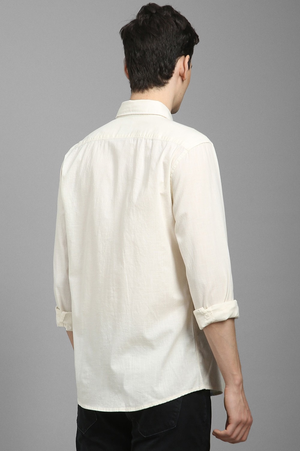 6418-men-white-slim-fit-solid-full-sleeves-casual-shirt-white-1.jpg