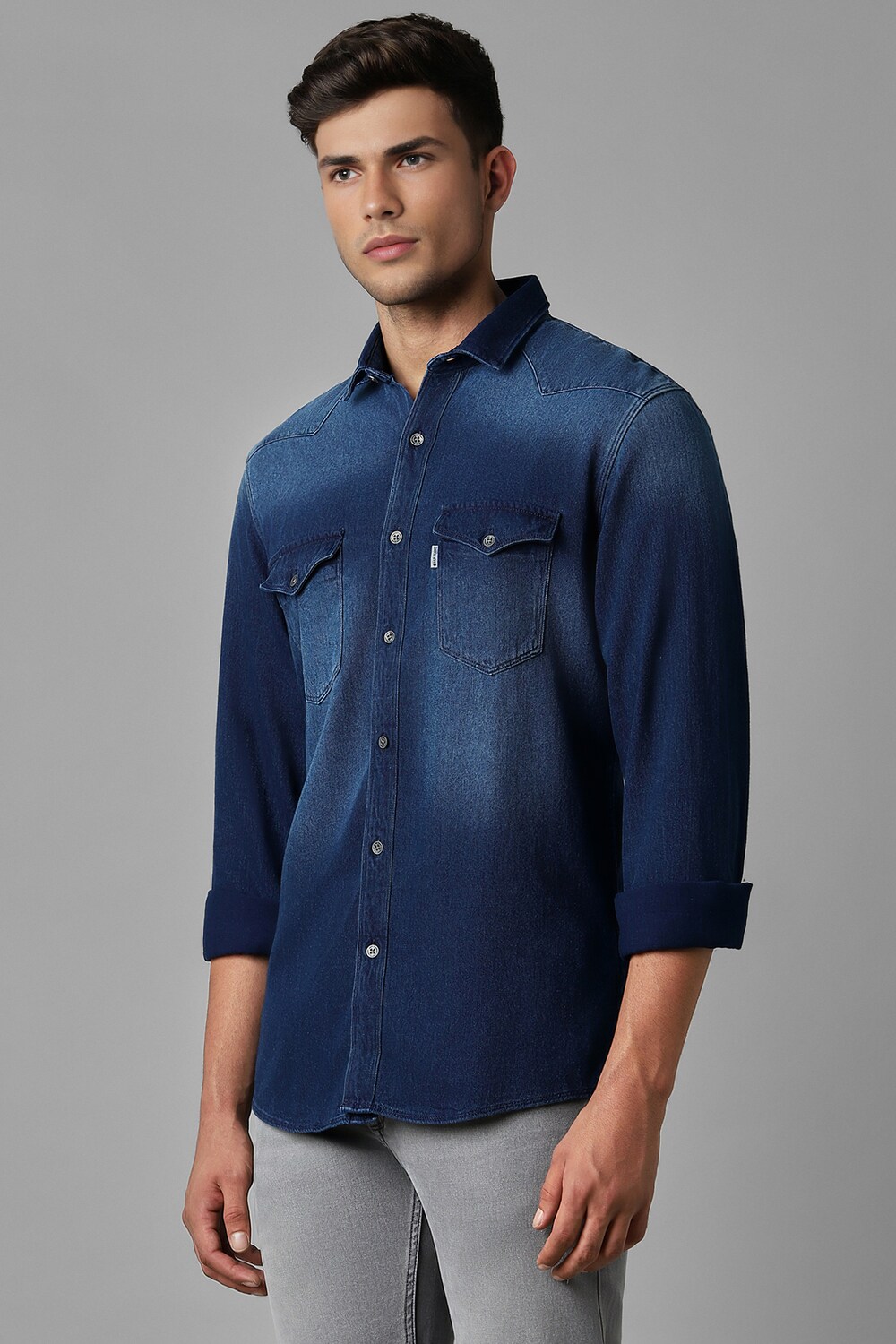 64296-men-navy-slim-fit-solid-full-sleeves-casual-shirt-navy-1.jpg