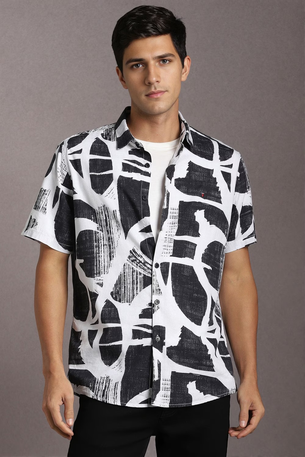 Men White Print Half Sleeves Casual Shirt-White