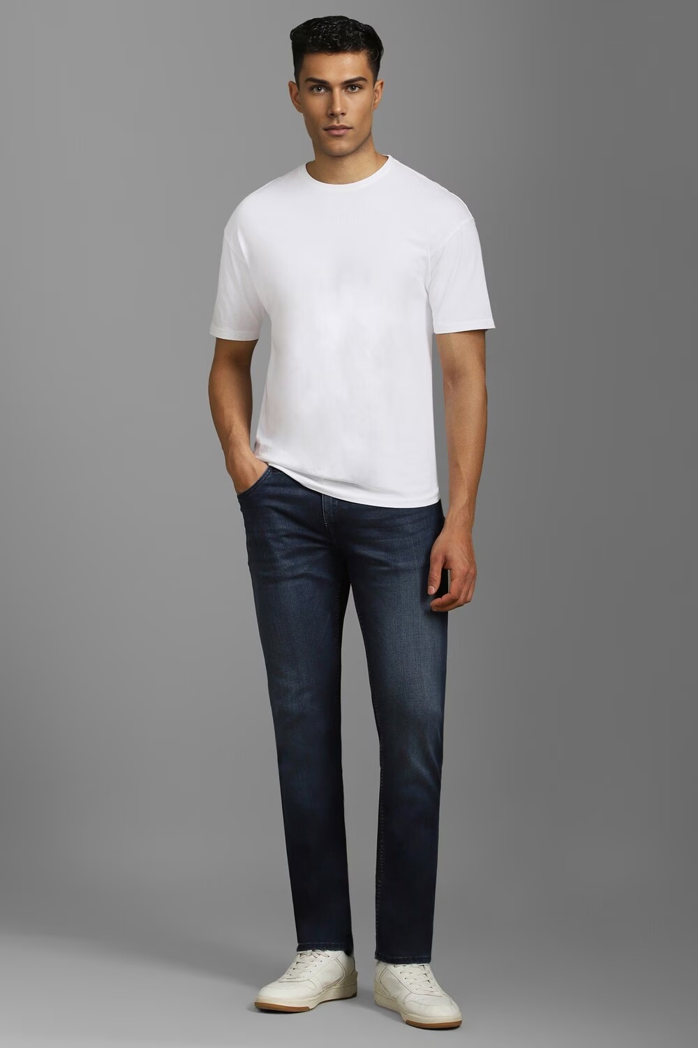 65135-men-navy-light-slim-fit-jeans-navy-1.jpg