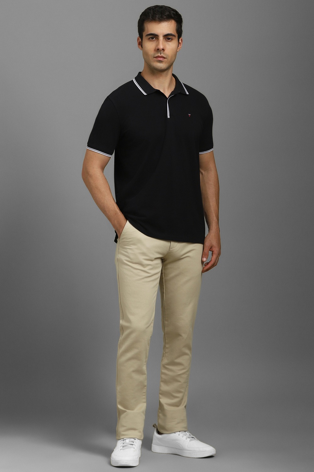 Men Beige Slim Fit Solid Flat Front Casual Trousers-Beige