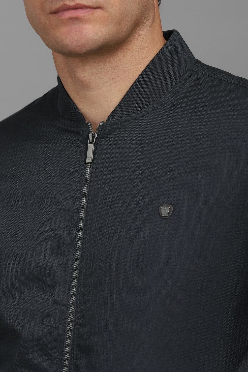 65811-men-casual-grey-textured-jackets-grey-1.jpg