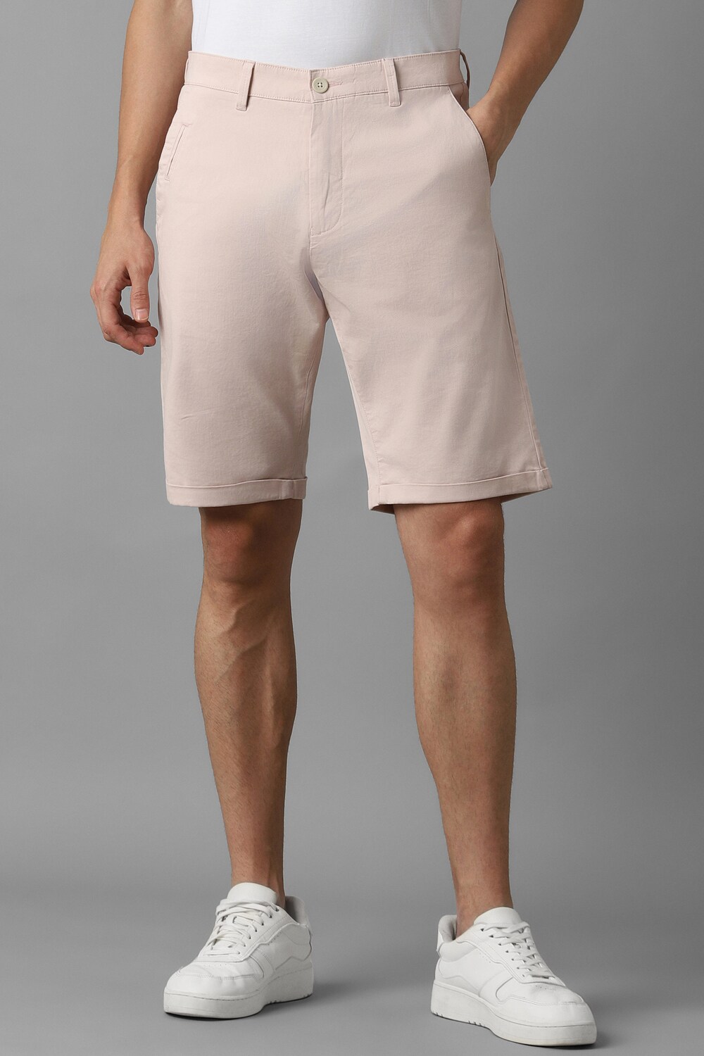 Men Pink Solid Slim Fit Shorts-Pink