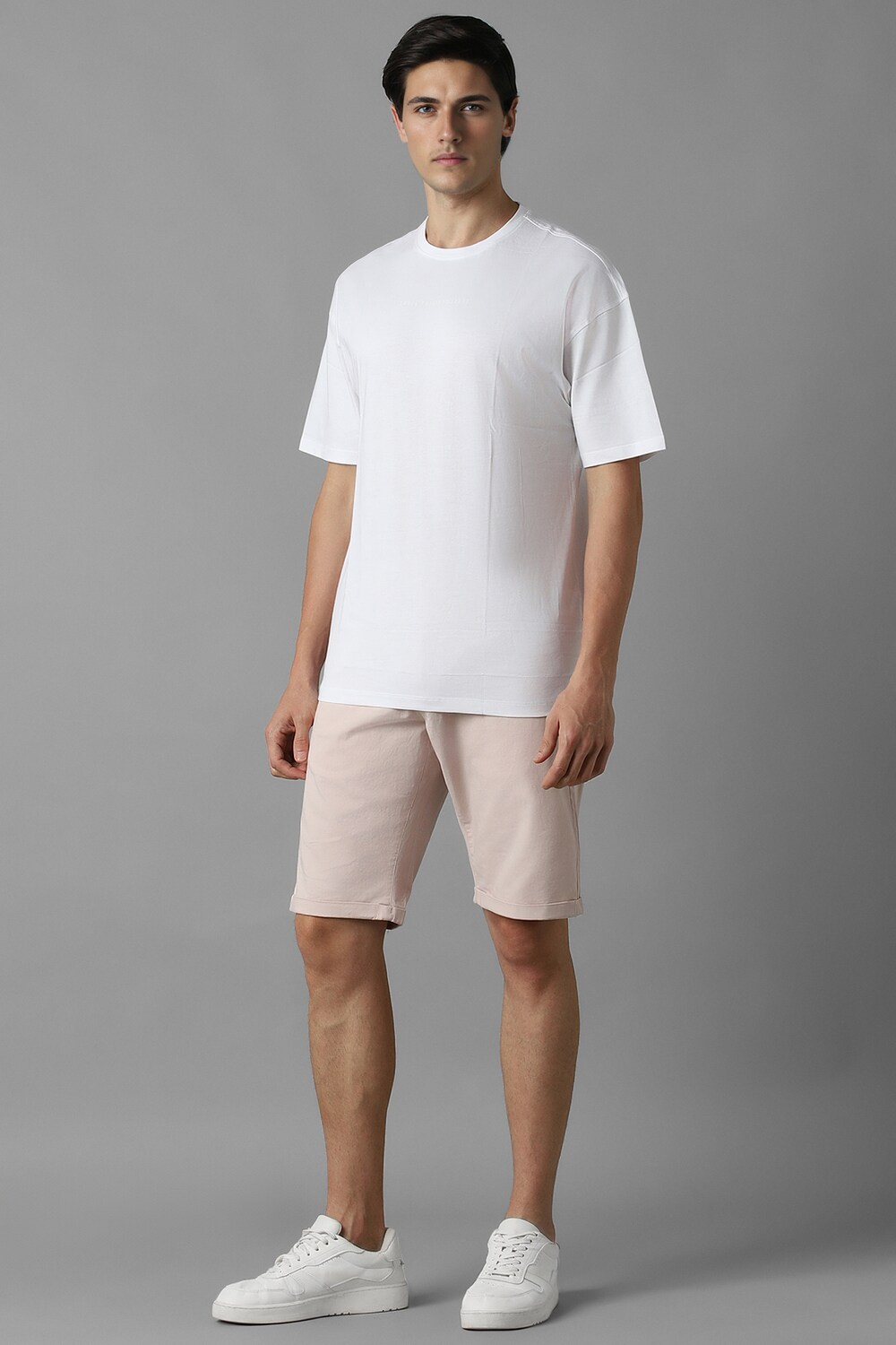 66307-men-pink-solid-slim-fit-shorts-pink-1.jpg