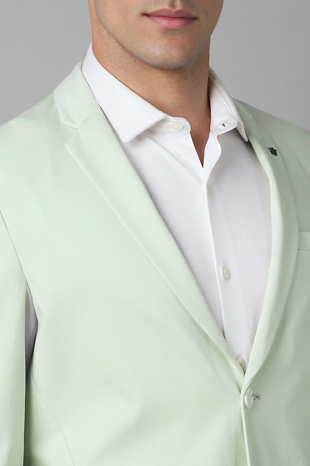 6641-men-green-slim-fit-solid-formal-two-piece-suit-green-1.jpg