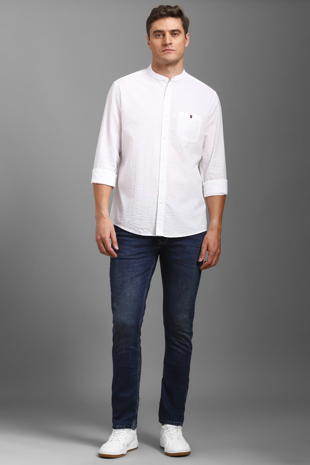 66754-men-white-slim-fit-textured-full-sleeves-casual-shirt-white-1.jpg