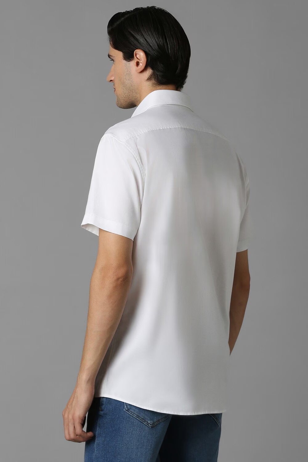 66973-men-white-slim-fit-solid-half-sleeves-casual-shirt-white-1.jpg