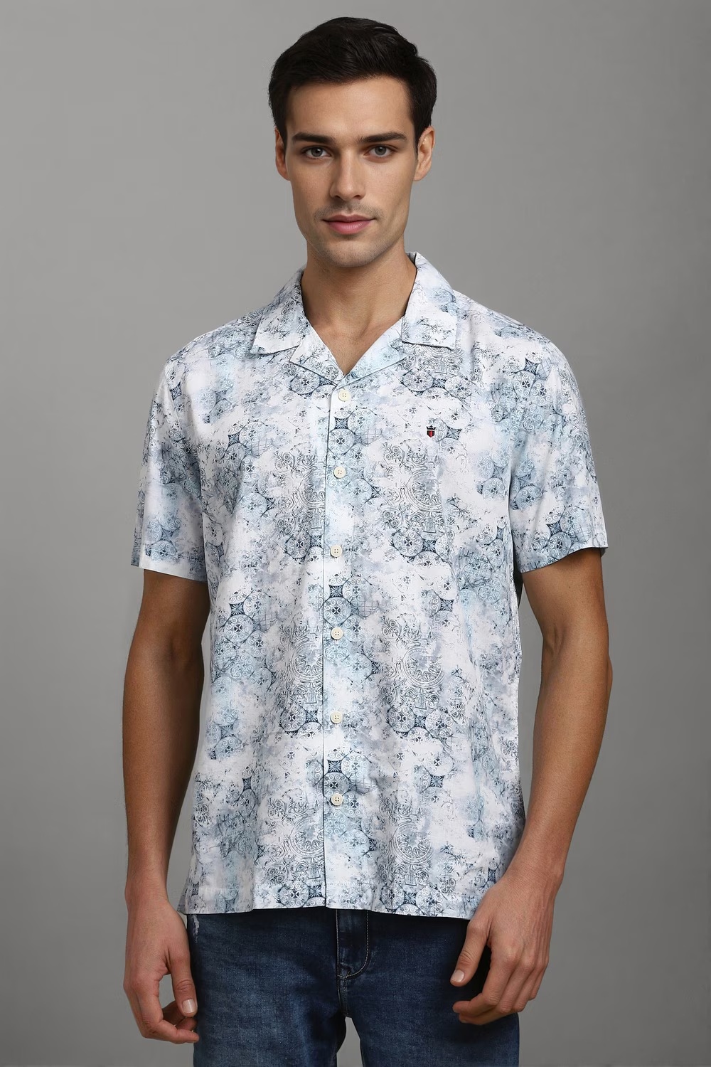 Men White Print Half Sleeves Casual Shirt-White