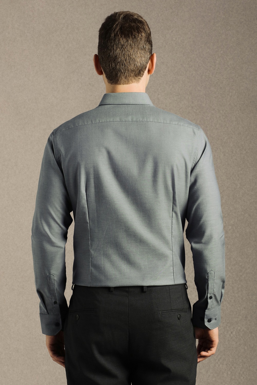 67488-men-grey-textured-full-sleeves-formal-shirt-grey-1.jpg
