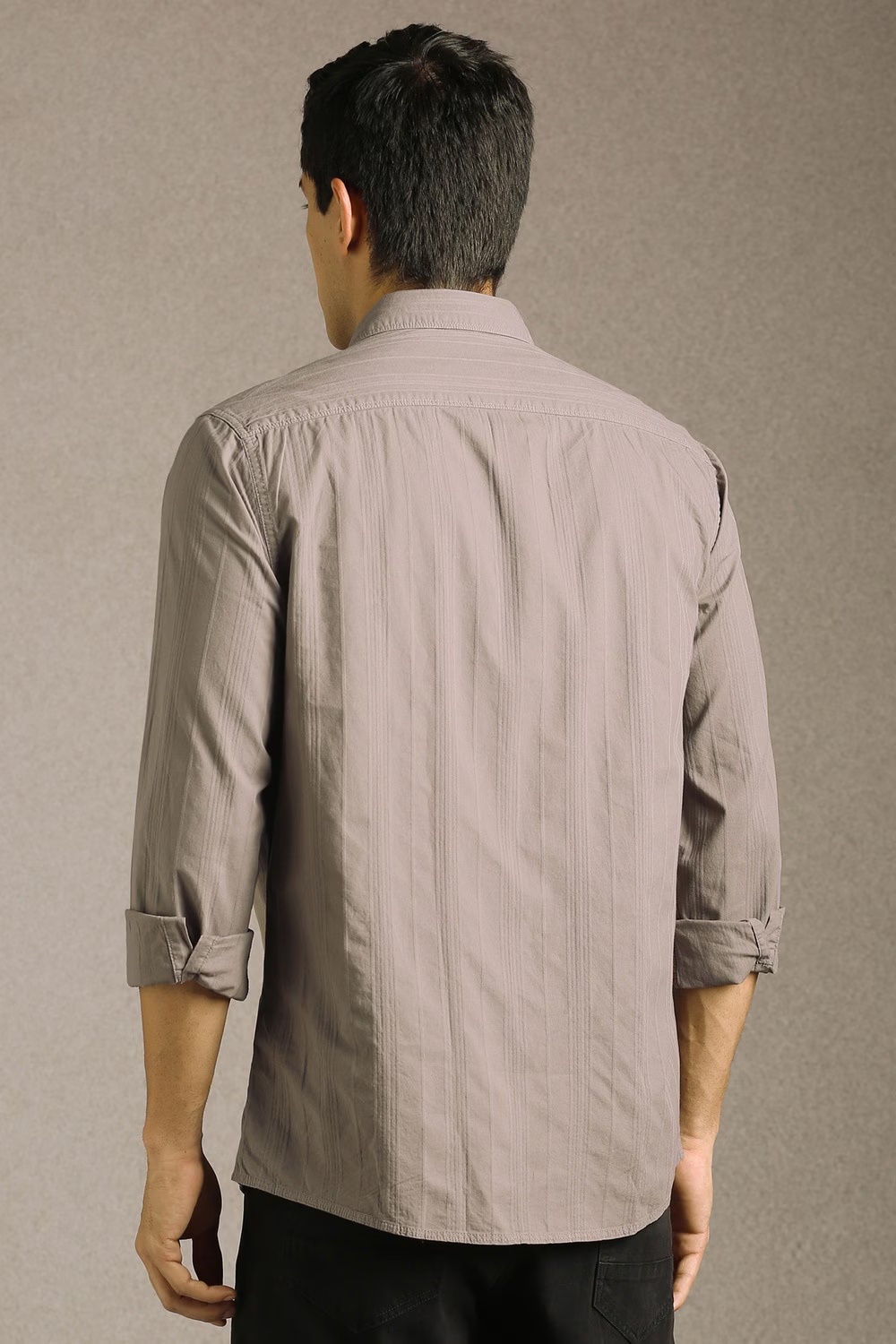 67883-men-grey-textured-full-sleeves-casual-shirt-grey-1.jpg