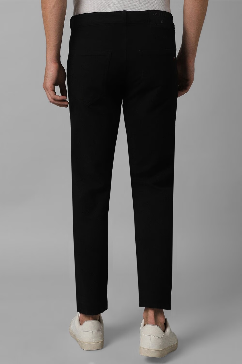 67900-men-black-dark-ath-fit-jeans-black-1.jpg