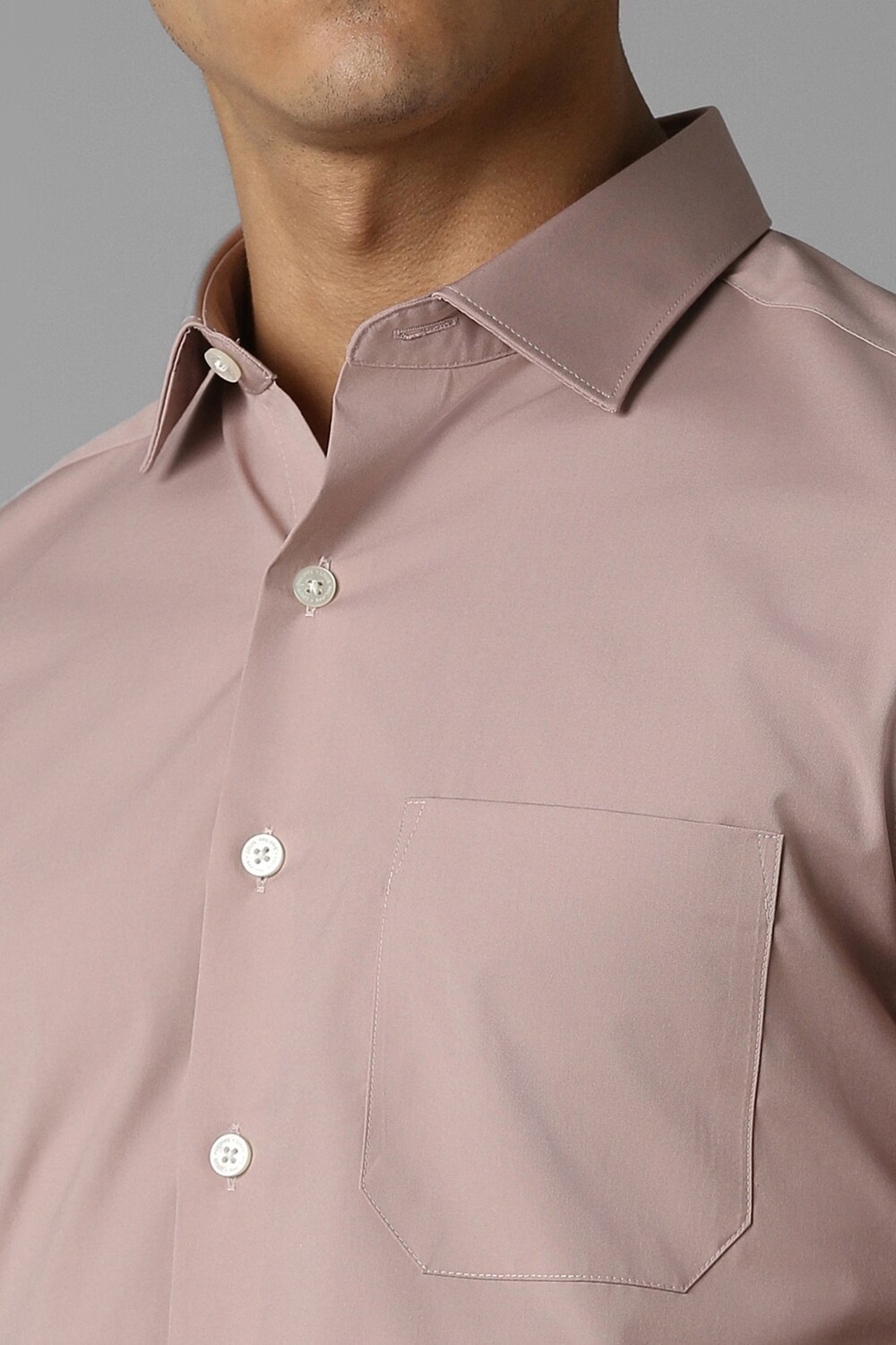 67913-men-beige-slim-fit-solid-full-sleeves-formal-shirt-beige-1.jpg