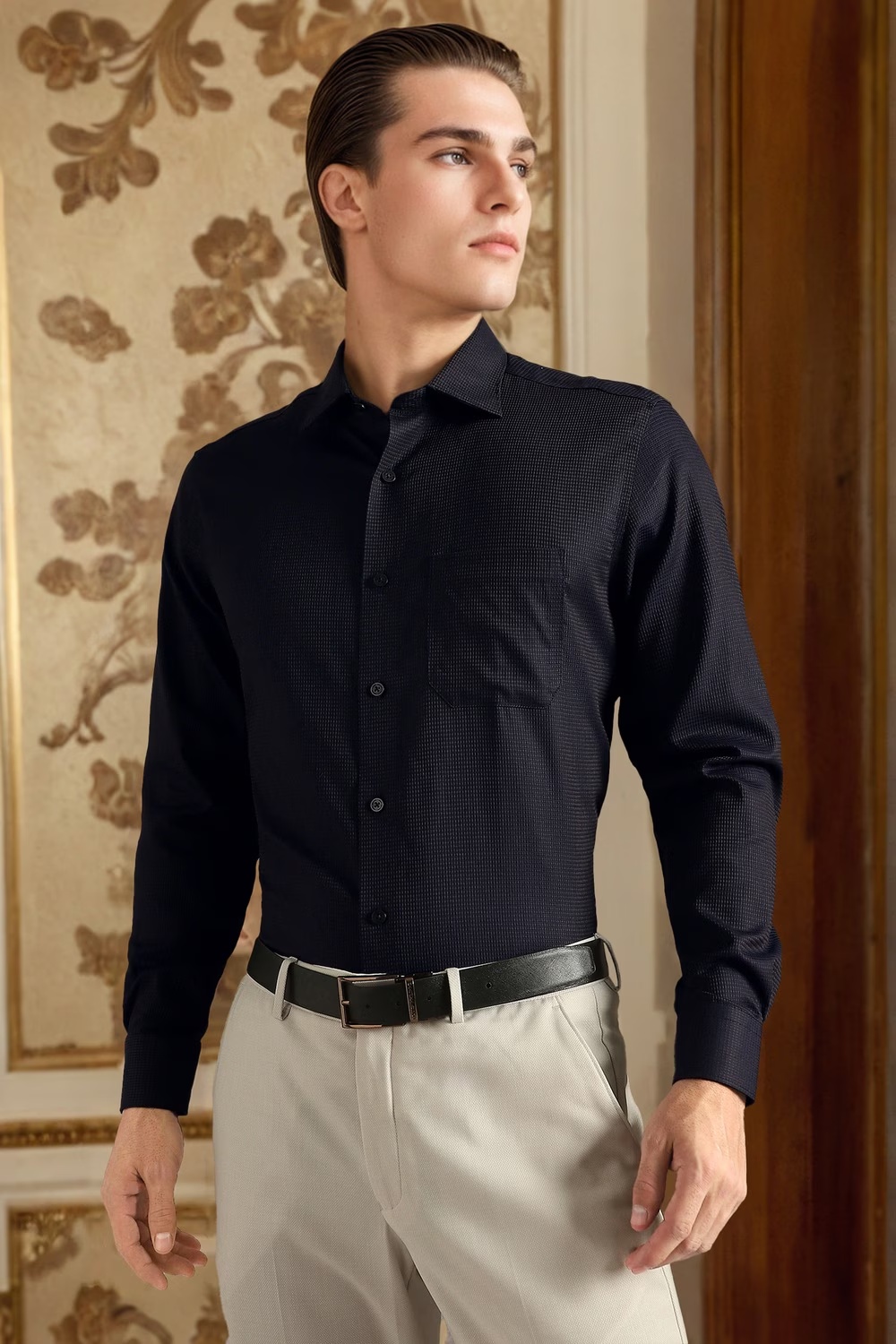 Men Black Classic Fit Textured Full Sleeves Formal Shirt-Black